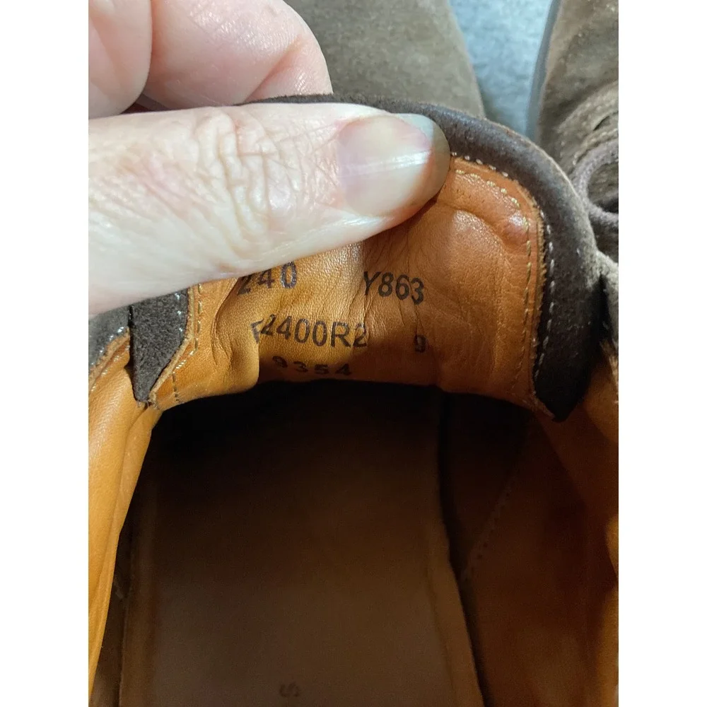 John Varvatos Mens Brown Suede Chukka Boots Vibram Sole F2400R2 Size 9